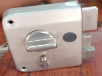 DOOR LOCK